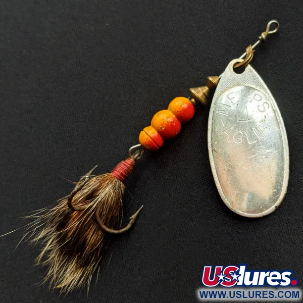 Vintage   Mepps Aglia 4 dressed (squirrel tail), 1/3oz Silver spinning lure #14866