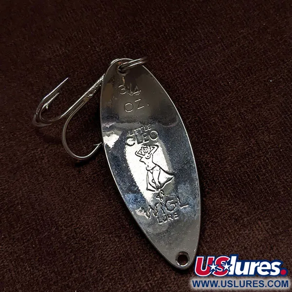 Vintage  Seneca Little Cleo (Hula Girl), 3/4oz Red/White/Nickel fishing spoon #16524