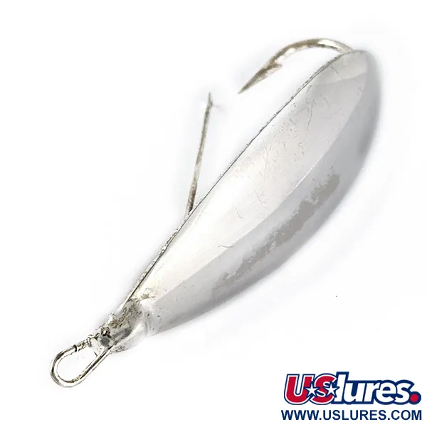 Vintage   Johnson Silver Minnow, 2/5oz Silver fishing spoon #17126