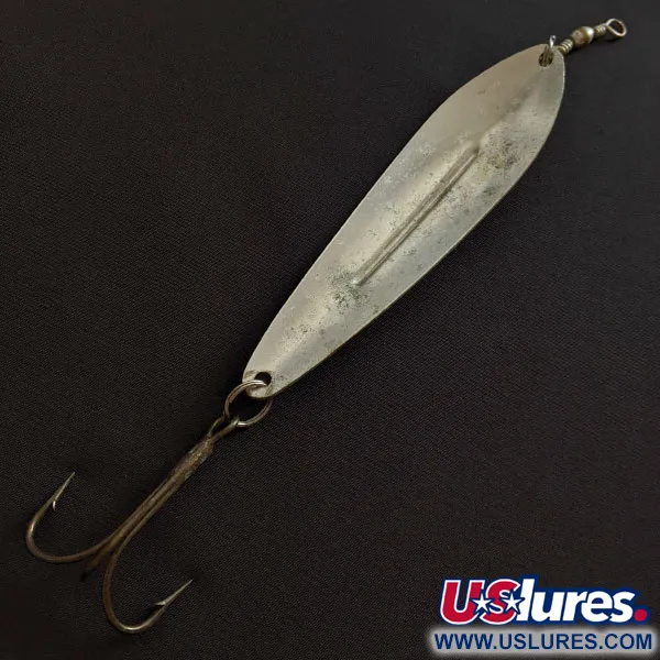 Vintage   Williams Whitefish C80, 1oz silver fishing spoon #19015