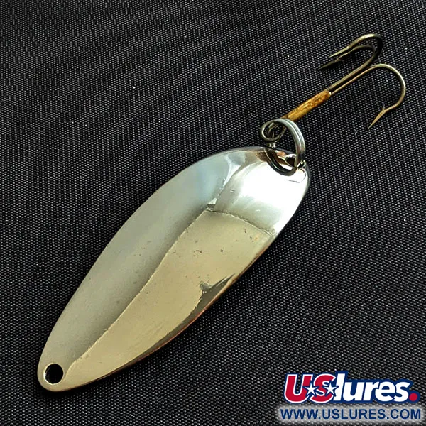 Vintage  Seneca Little Cleo (Hula Girl), 2/3oz nickel/copper fishing spoon #19336