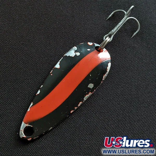 Vintage   Worth Chippewa Steel Spoon, 3/16oz black/red/nickel fishing spoon #19485