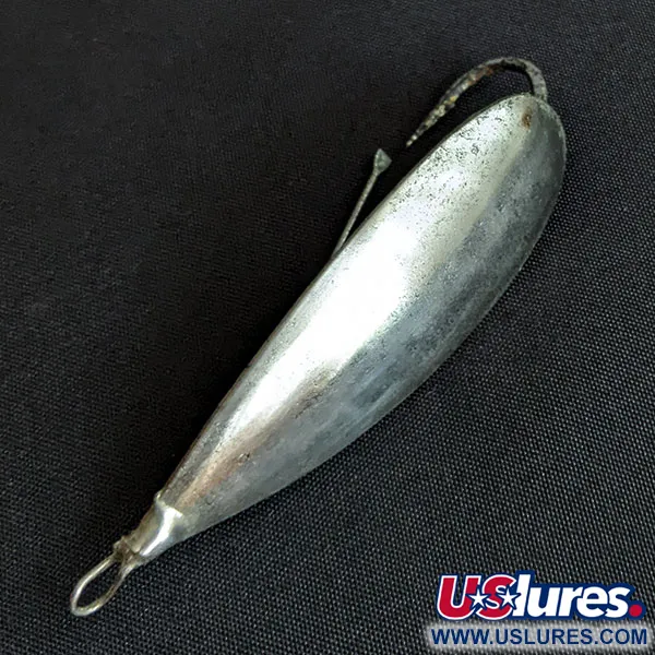 Vintage   Johnson Silver Minnow, 2/5oz silver fishing spoon #19538