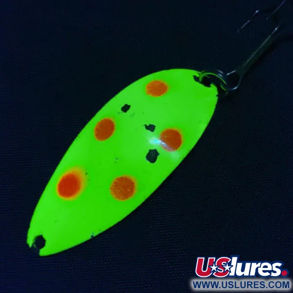 Vintage  Seneca Little Cleo (Hula Girl), 1/2oz nickel/yellow/red UV fishing spoon #19578