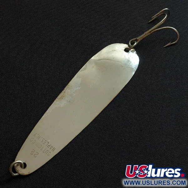Vintage   Sutton Spoon 22, 1/8oz silver fishing spoon #19714
