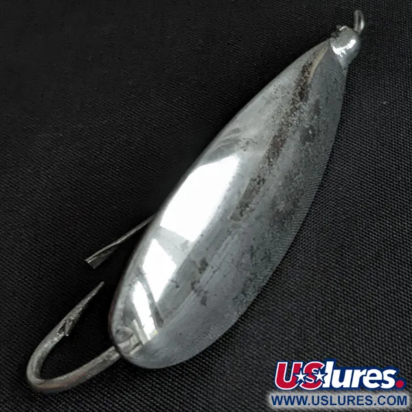 Vintage   Johnson Silver Minnow, 2/5oz silver fishing spoon #19877