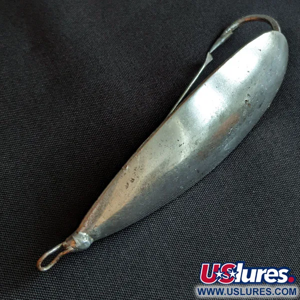 Vintage   Johnson Silver Minnow, 3/4oz silver fishing spoon #19979