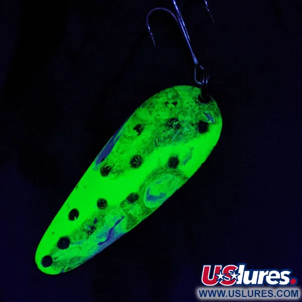 Vintage   Blue Fox Flash 04-40, 3/5oz nickel/green UV fishing spoon #20069