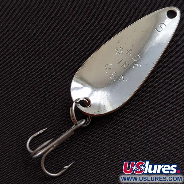 Vintage   Worth Chippewa Steel Spoon, 3/16oz red/black/nickel fishing spoon #20615