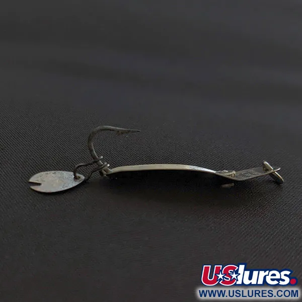 Vintage   Pflueger Chum, 3/64oz nickel fishing spoon #20721