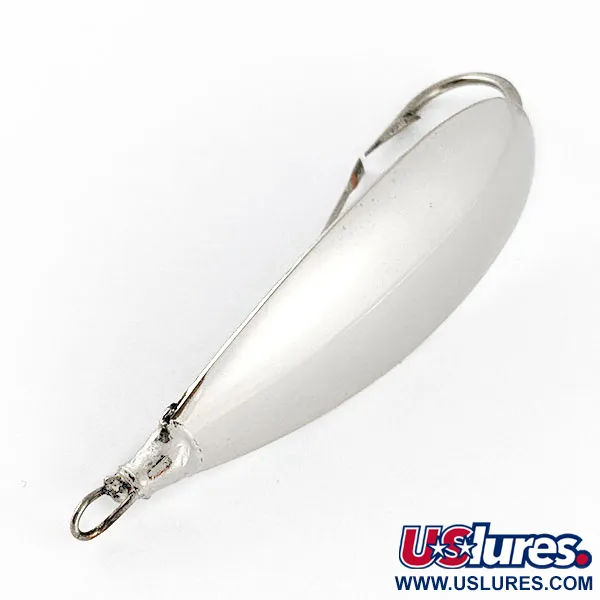 Vintage   Johnson Silver Minnow, 2/5oz silver fishing spoon #21544