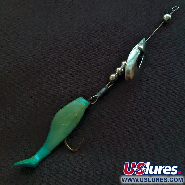 Vintage   Worth June bug, 3/16oz nickel/blue spinning lure #22027
