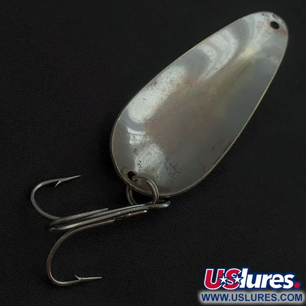 Vintage   Worth Chippewa, 1/2oz nickel/black/white fishing spoon #22422