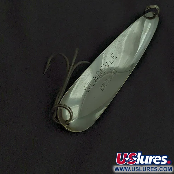 Vintage  Eppinger Dardevle Seadevle , 2oz  fishing spoon #22481