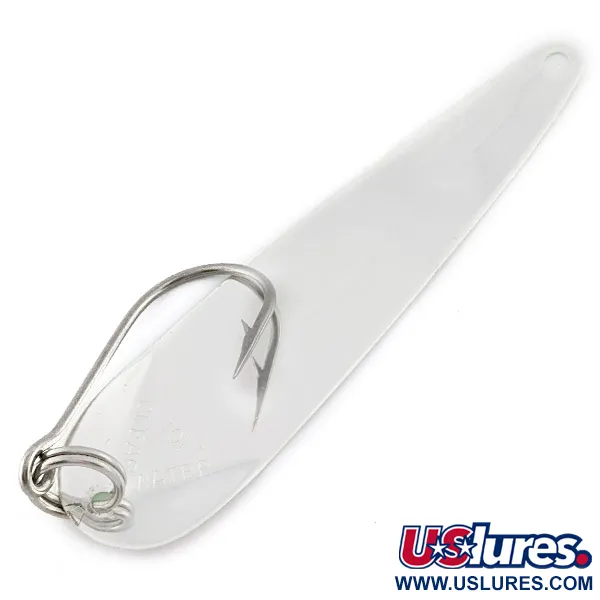 Vintage   Clear Water 101, 3/16oz nickel/green fishing spoon #23201