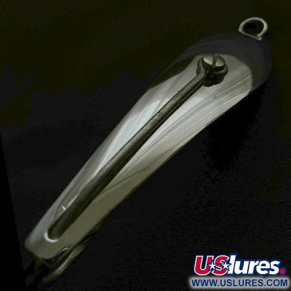 Vintage   Buck Spoon White, 3/4oz nickel fishing spoon #23616