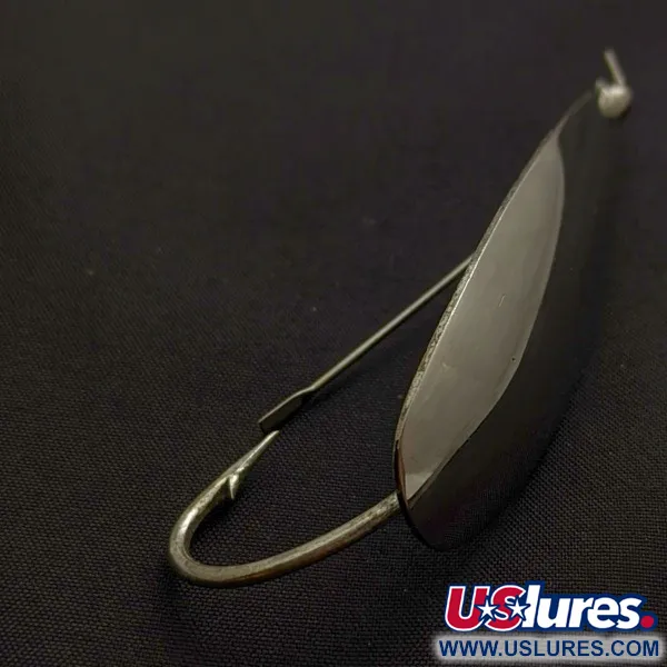 Vintage   Johnson Silver Minnow Weedless, 3/4oz silver fishing spoon #24170