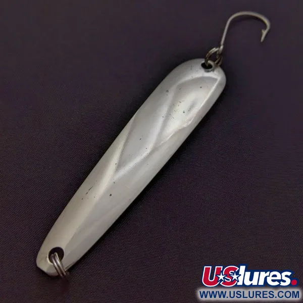 Vintage   Hicks Tackle, 1/2oz Nickel fishing spoon #24204