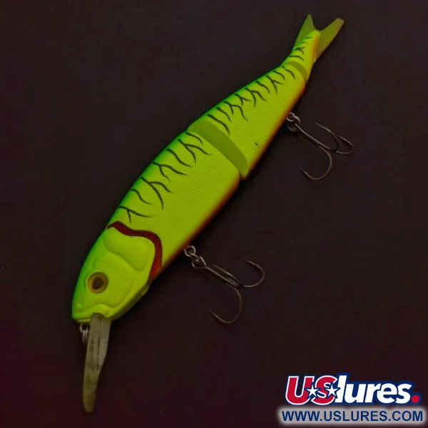 Vintage  Savage Gear Americas Savage Gear 4Play CL Liplure, 1 3/4oz  Fire Tiger fishing lure #24211