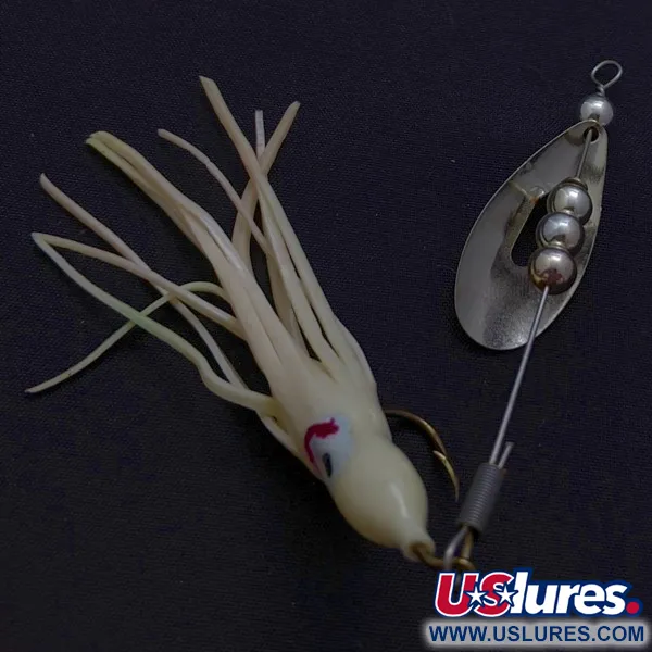 Vintage   Worth June bug, 3/16oz nickel/blue spinning lure #24252