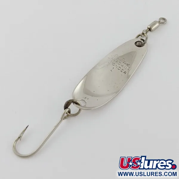 Vintage   Les Davis Canadian Wonder 1, 3/32oz nickel/gold fishing spoon #24314