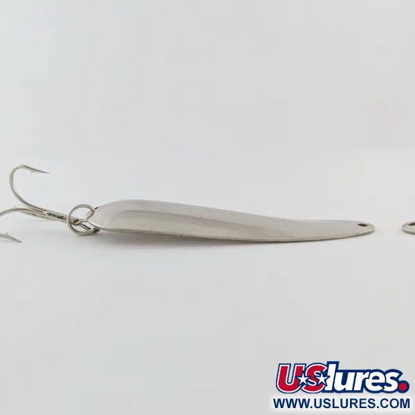 Vintage   Worth Chippewa, 3/4oz Nickel fishing spoon #24315