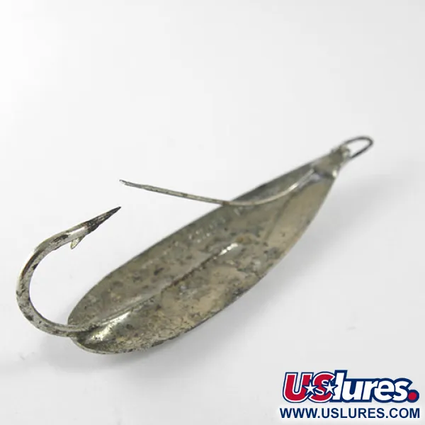 Vintage   Johnson Silver Minnow, 2/5oz Silver fishing spoon #0924