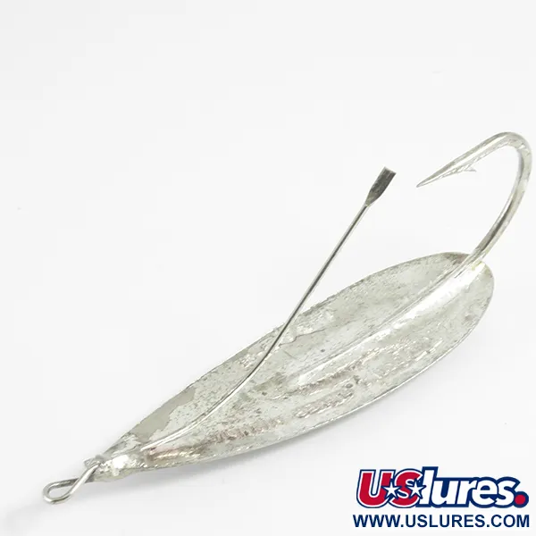 Vintage   Johnson Silver Minnow, 2/5oz Silver fishing spoon #4431