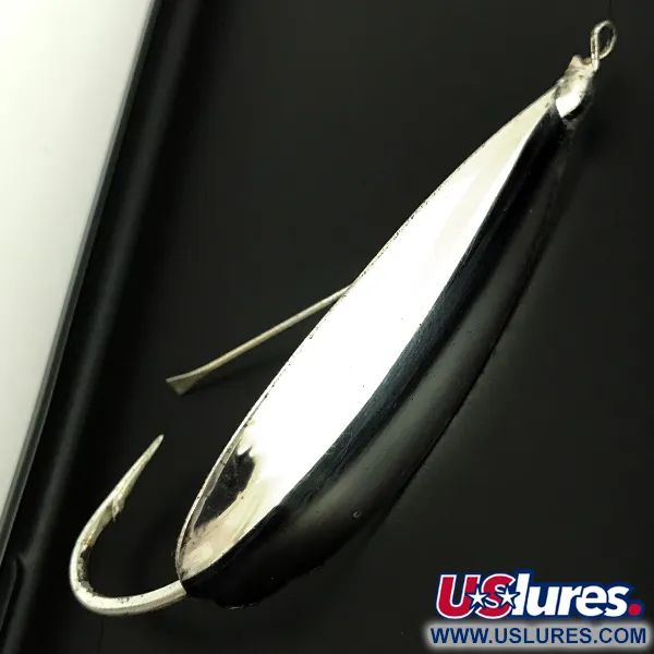 Vintage   Weedless Johnson Silver Minnow, 2/5oz Silver fishing spoon #5775