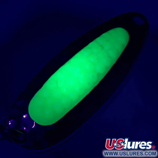 Vintage   Blue Fox Pixee UV, 1/4oz Hammered Nickel / Green fishing spoon #6107