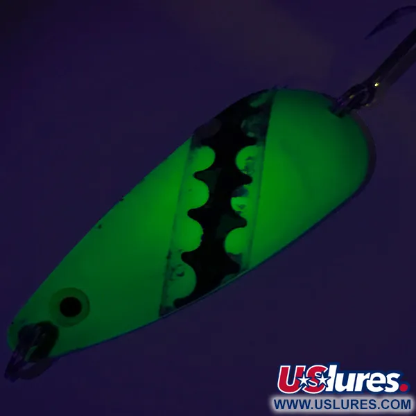 Vintage   Moriyama, 1oz Green / Nickel fishing spoon #8263